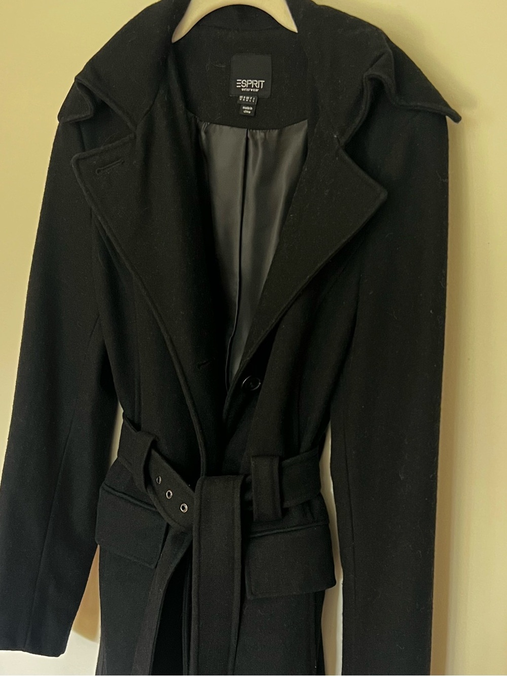 Esprit Black Belted Coat – Women’s Medium
